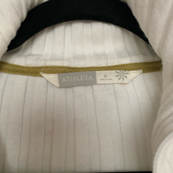 Athleta top - Picture 3 of 4